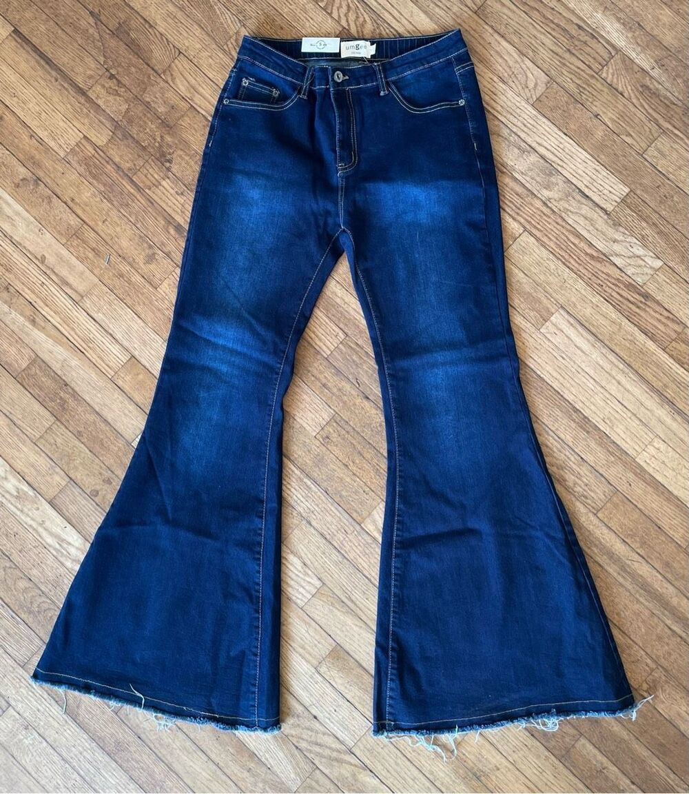 Umgee 3 Dark Wash Flare Leg Jeans New